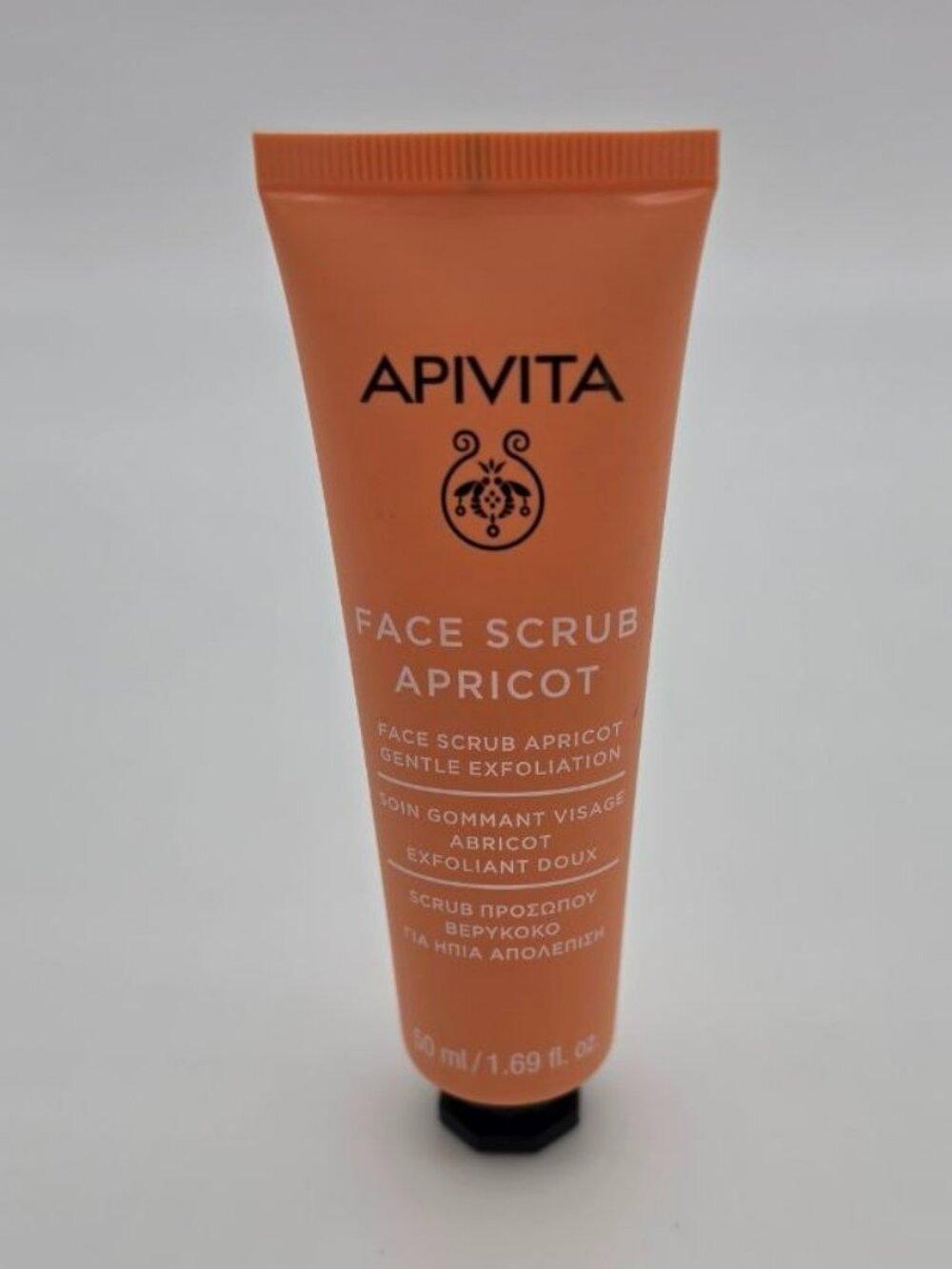 APIVITA Face Scrub Apricot Gentle Exfoliation